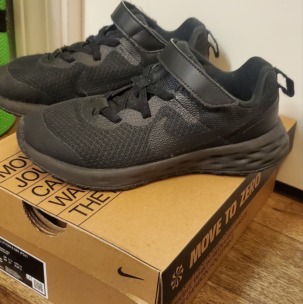 Nike Revolution 6 NN (PSV)